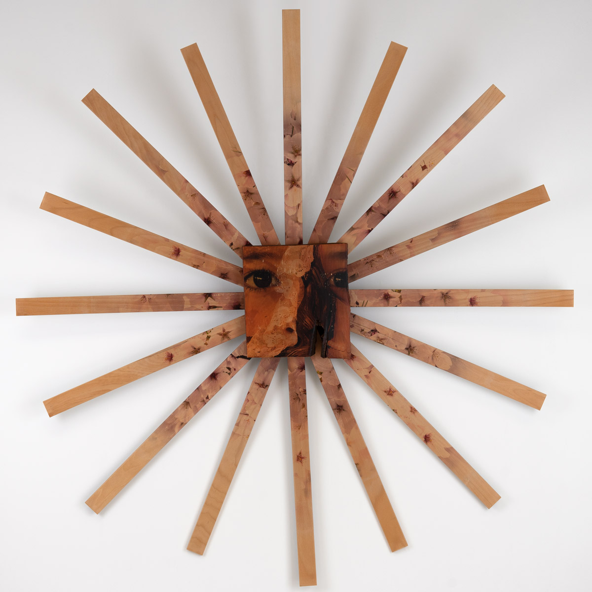 MARIA. 2022. Karlos Kaplan. 163x158x6,7 cm. Photography, phototransfer and acrylic on wood-01